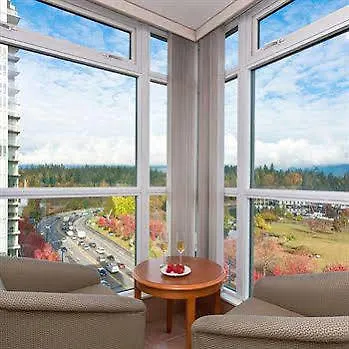 Lord Stanley Suites On The Park Ванкувер Апарт-отель